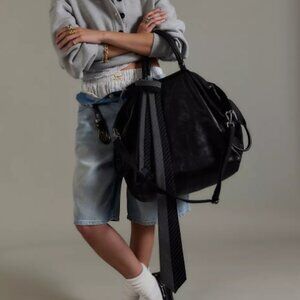 new with tags color black leslie tote women